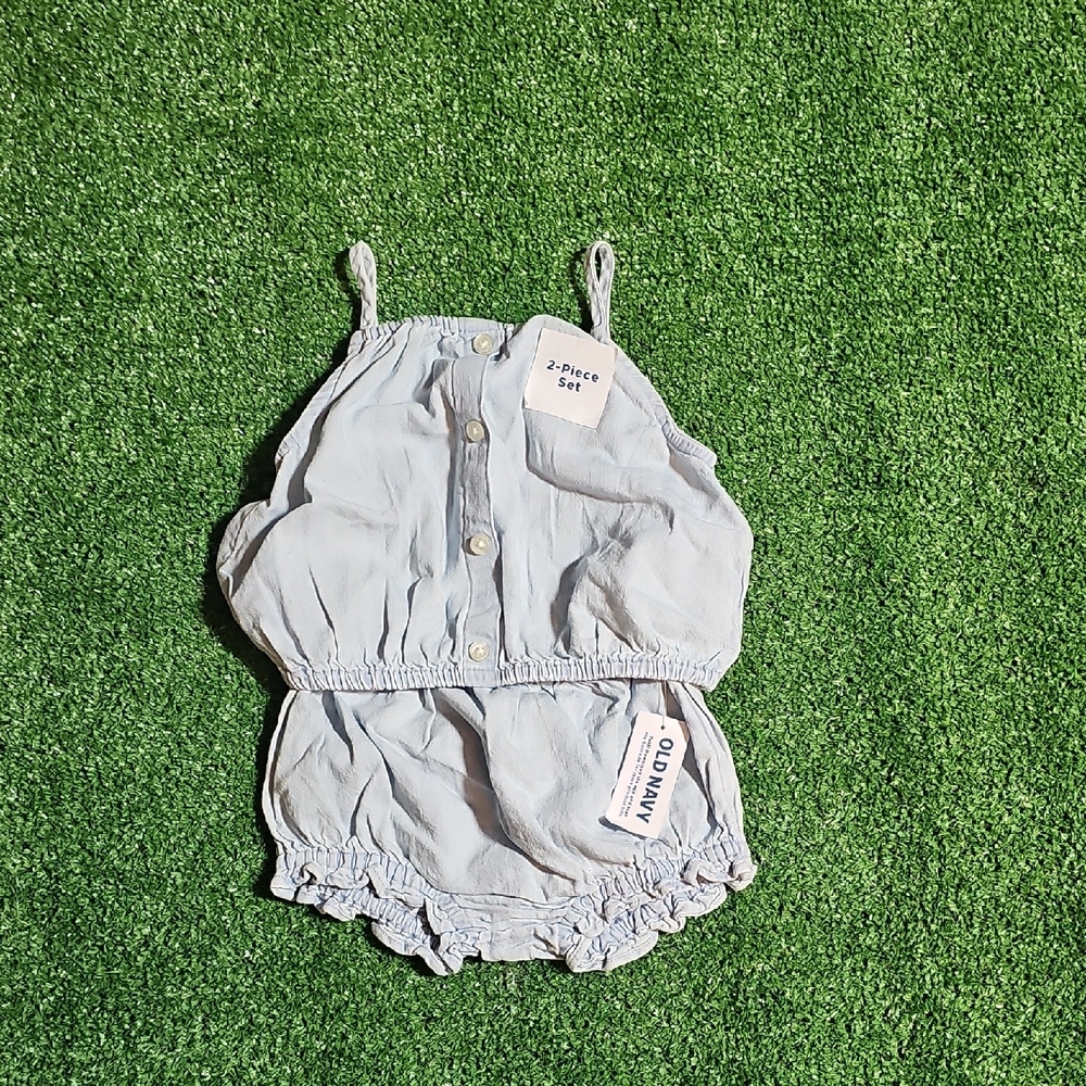 Old Navy Light Gray Baby Romper